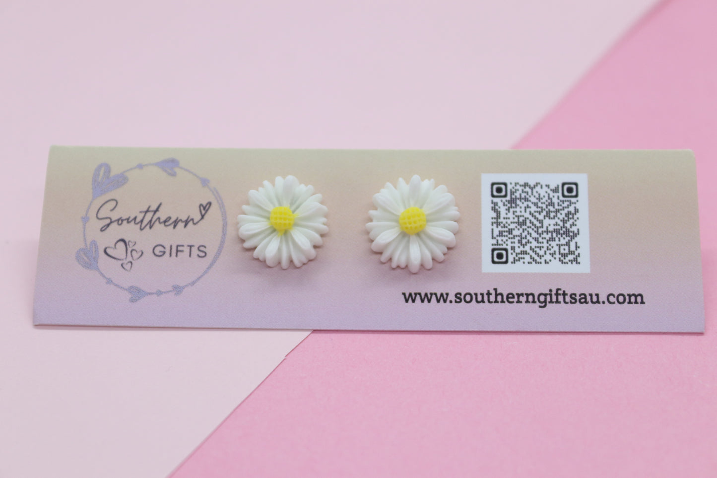 White Daisy Stud Earrings